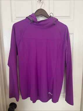 Women’s Fila warm active long sleeve pull over shirt size XL